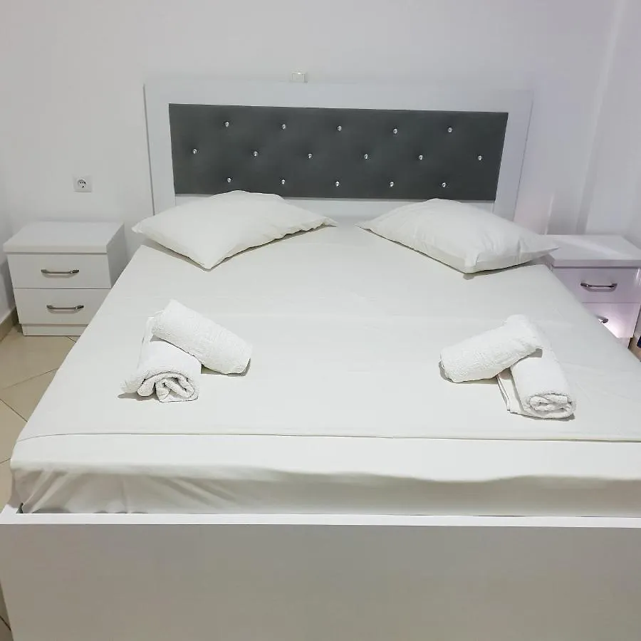 Ylli Mance Apartments Ksamil 0*,  Albania
