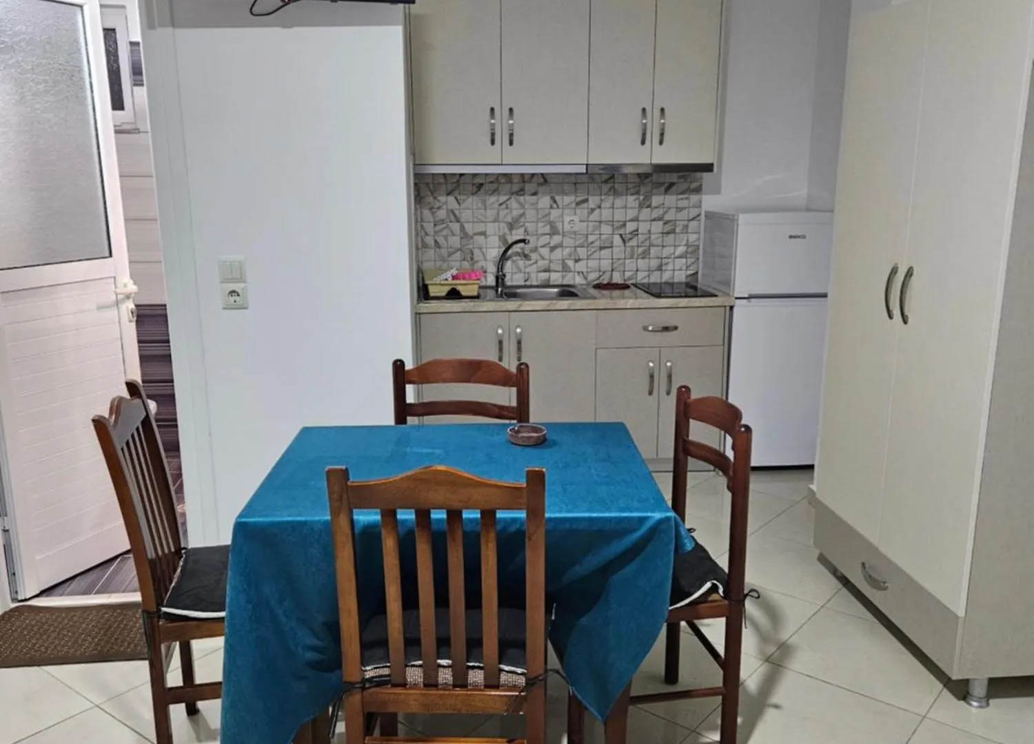 Ylli Mance Apartments Ksamil