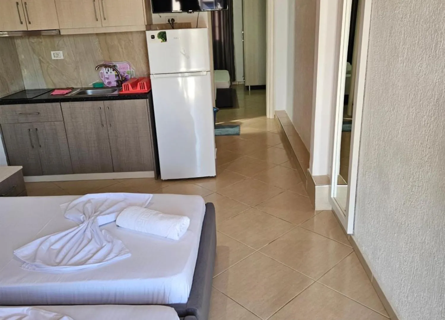 Ylli Mance Apartments Ksamil 0*,