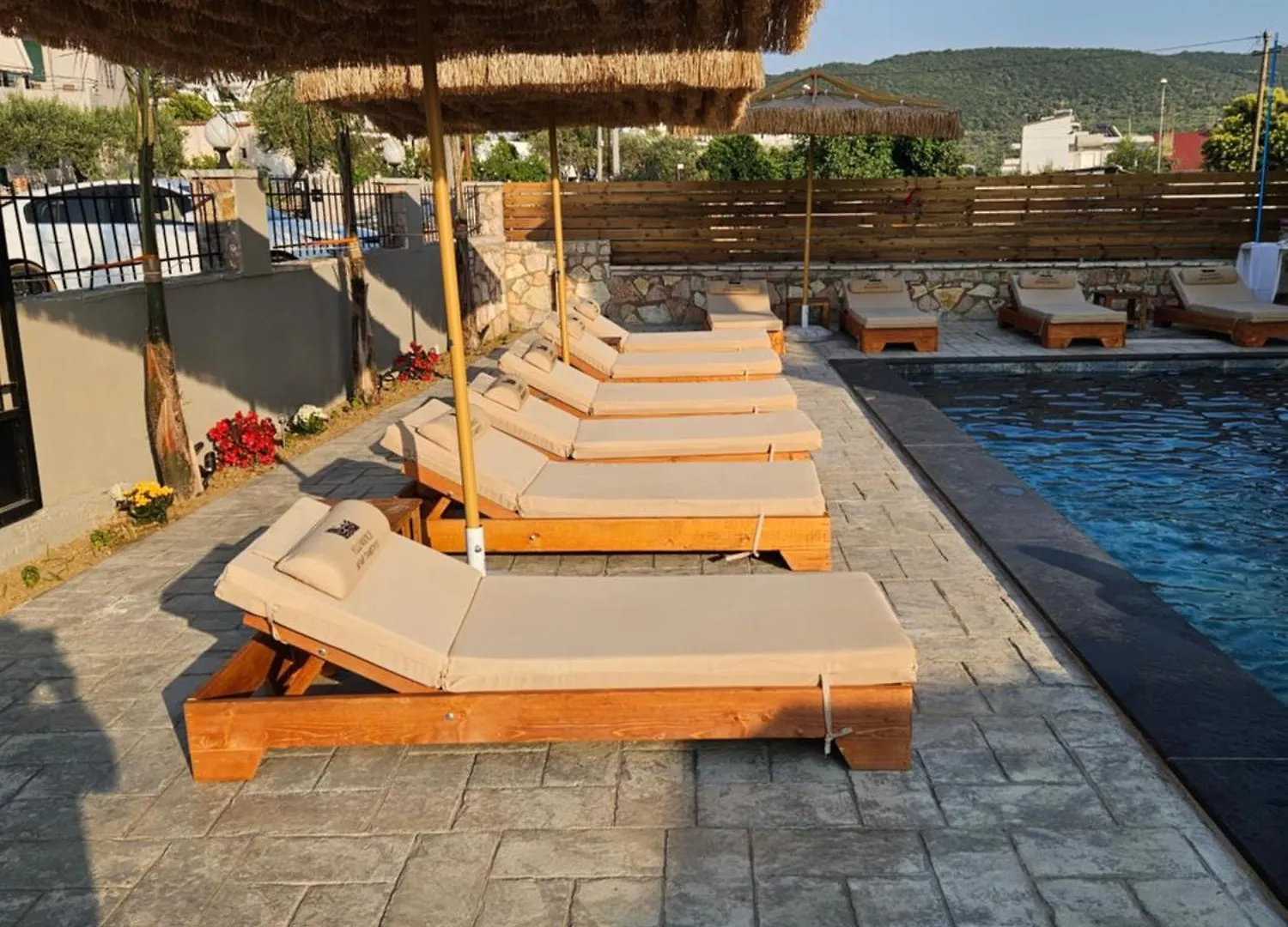 Ylli Mance Apartments Ksamil