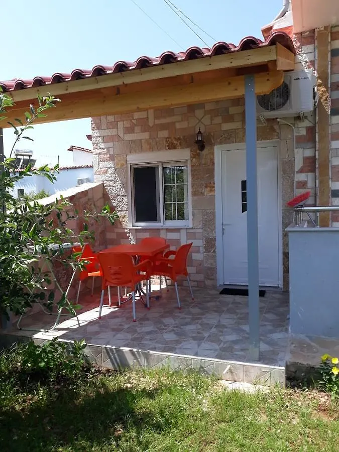 Ylli Mance Apartments Ksamil